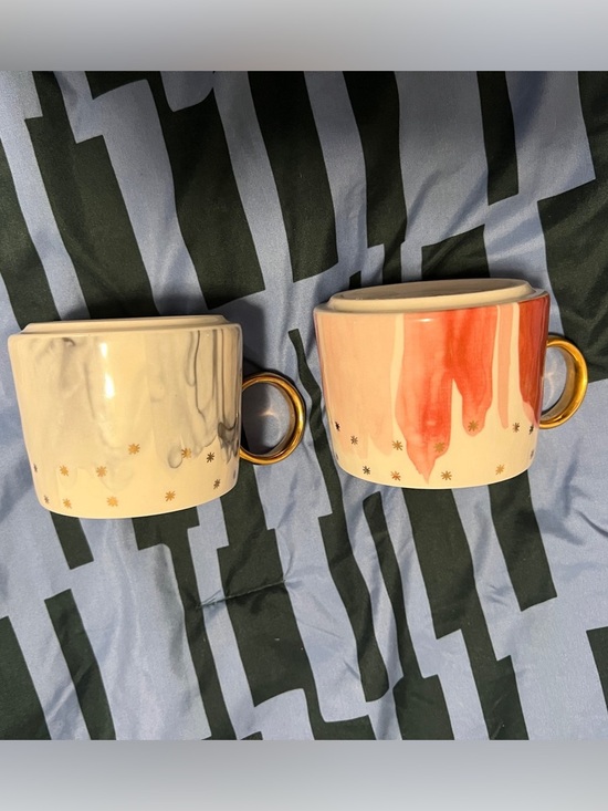 Anthropologie Other - Anthropologie Stoneware Mugs Set of 2 in Pink & Grey with Gold